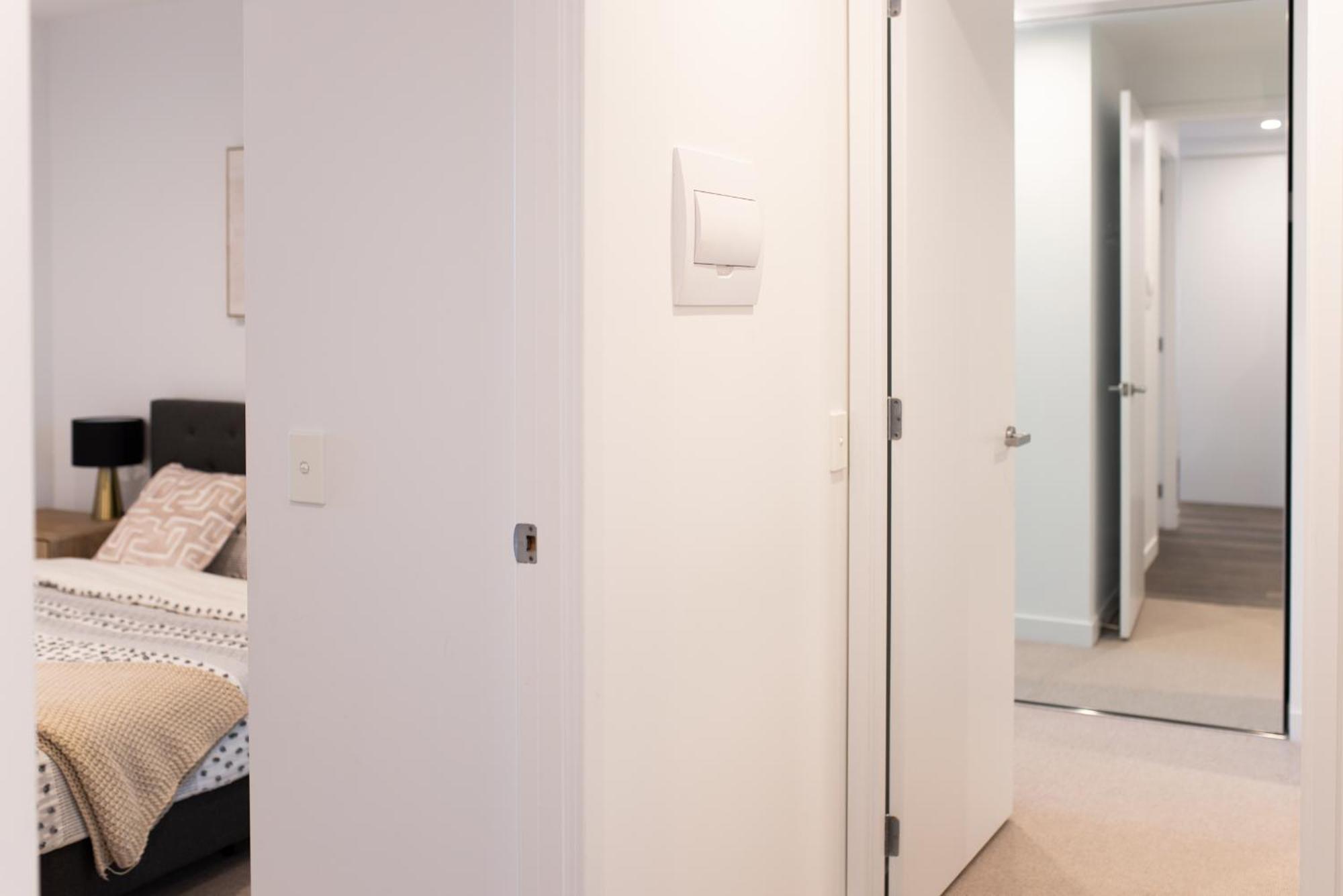 Apartment Next To Public Station, Boxhill Central, 2 Bedrooms, Free Parking And Wifi Box Hill Dış mekan fotoğraf
