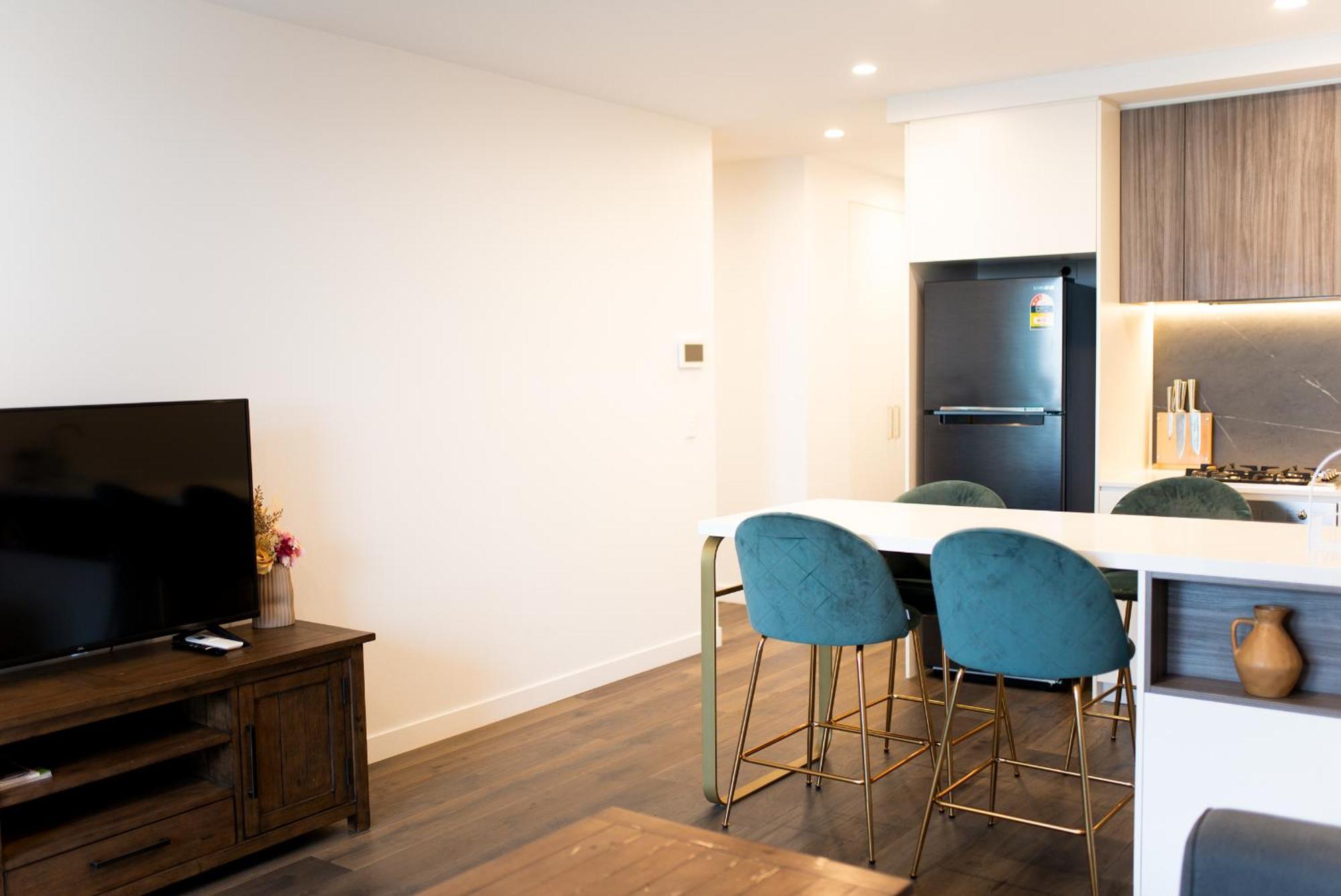 Apartment Next To Public Station, Boxhill Central, 2 Bedrooms, Free Parking And Wifi Box Hill Dış mekan fotoğraf